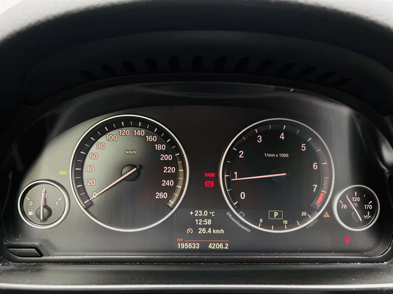 BMW 5 серія 2013 - 22