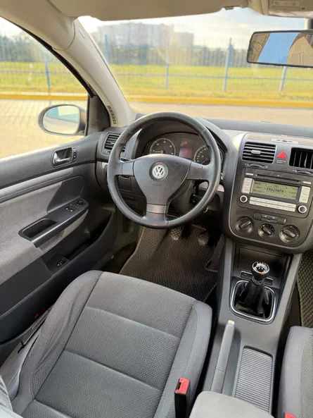 Volkswagen Golf 2005 - 10