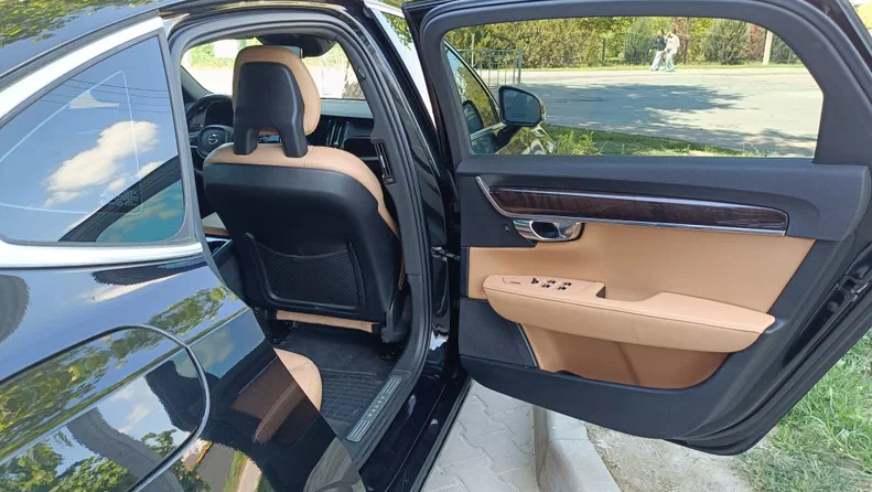 Volvo S90 2018 - 15