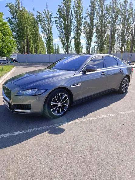 Jaguar XF 2016 - 2