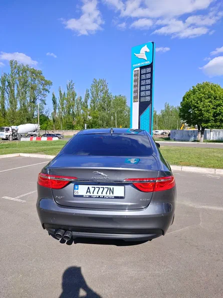 Jaguar XF 2016 - 5