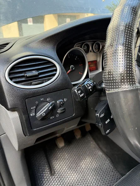 Ford Focus 2009 - 9
