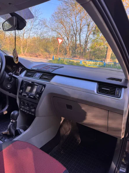 Skoda Rapid 2015 - 7
