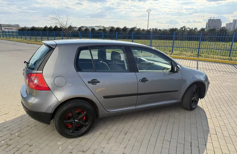 Volkswagen Golf 2005 - 4