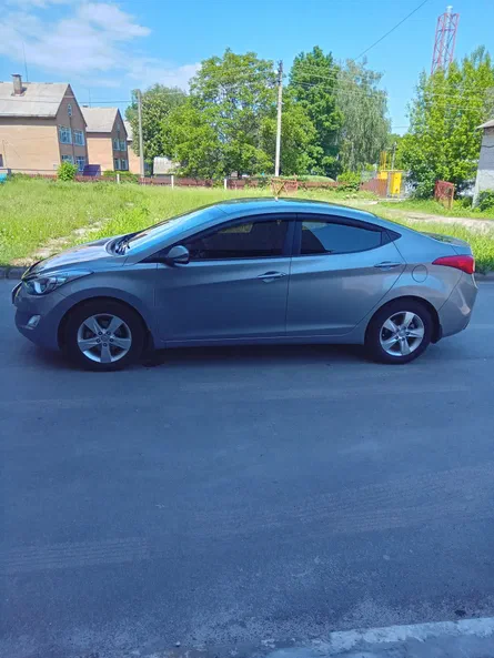 Hyundai Elantra 2013 - 0