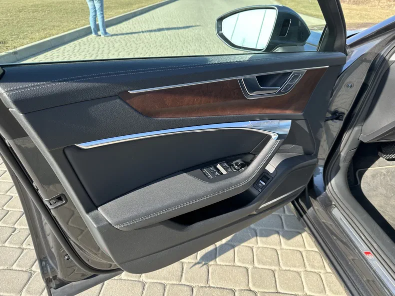 Audi A6 2019 - 23
