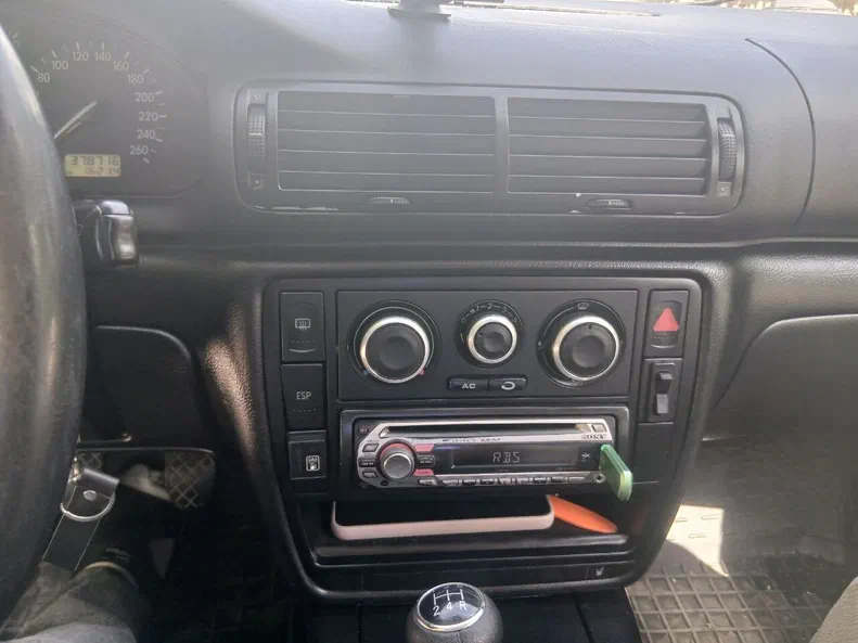 Volkswagen Passat 1998 - 10