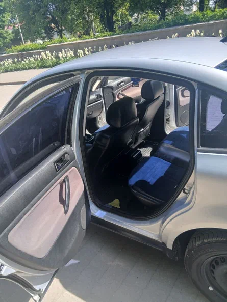 Volkswagen Passat 1998 - 6