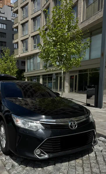 Toyota Camry 2017 - 10
