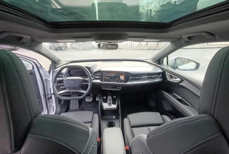 Audi Q4 e-tron 2023 - 5