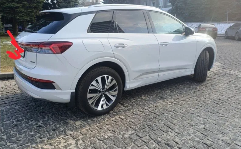 Audi Q4 e-tron 2023 - 3