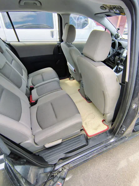 Mazda 5 2005 - 9