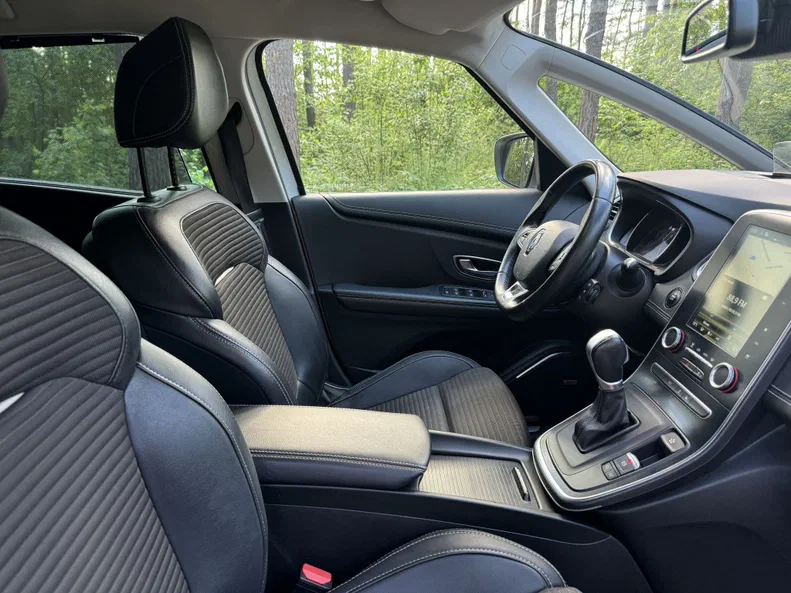 Renault Scenic 2017 - 19