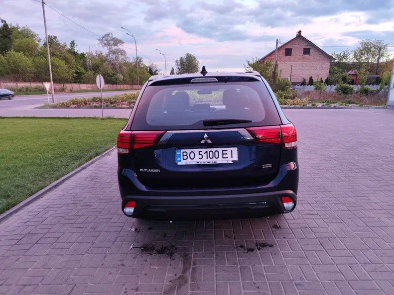 Mitsubishi Outlander 2020 - 3