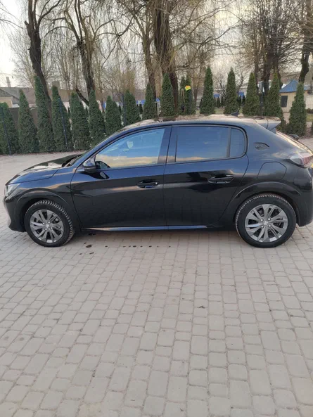 Peugeot 208 2020 - 4