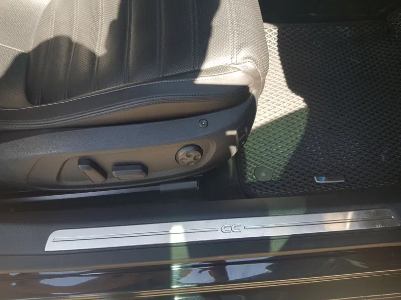 Volkswagen Passat CC 2013 - 23