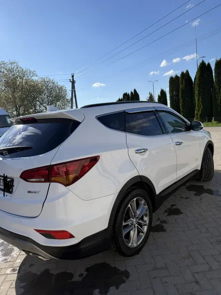 Hyundai Santa Fe 2016 - 2