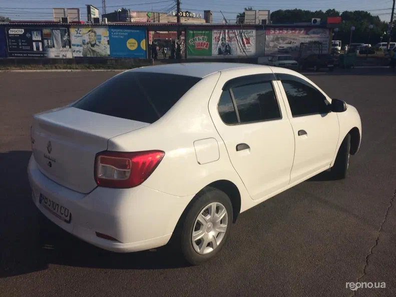 Renault Logan 2013 - 6