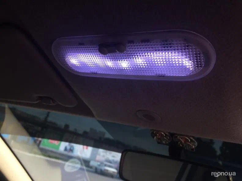 Renault Logan 2013 - 20