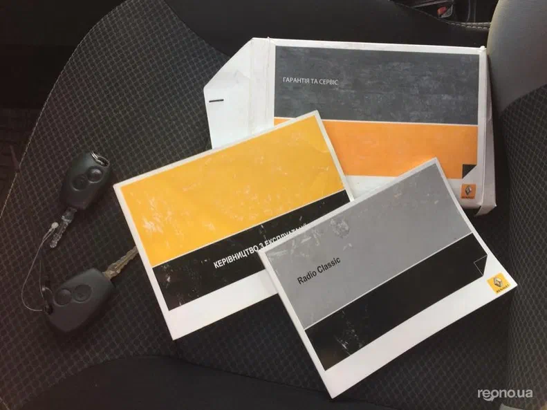 Renault Logan 2013 - 18