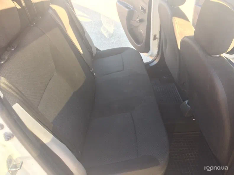 Renault Logan 2013 - 14