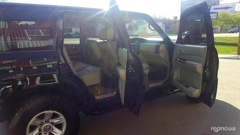 Nissan Patrol 2005 - 8