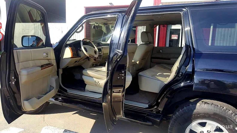 Nissan Patrol 2005 - 7