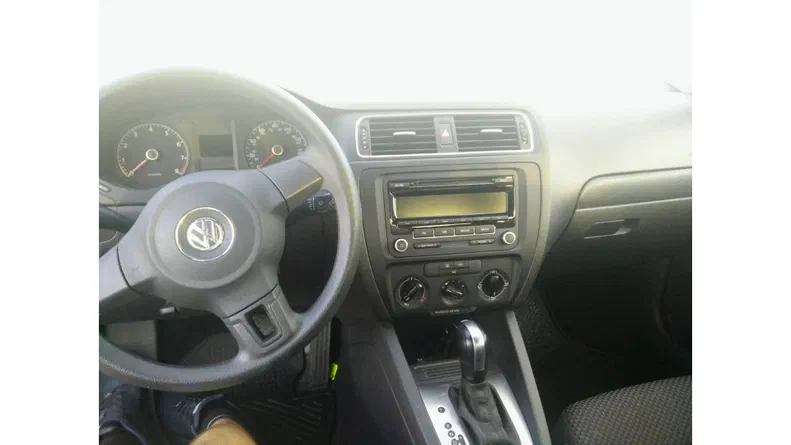 Volkswagen Jetta 2014 - 14