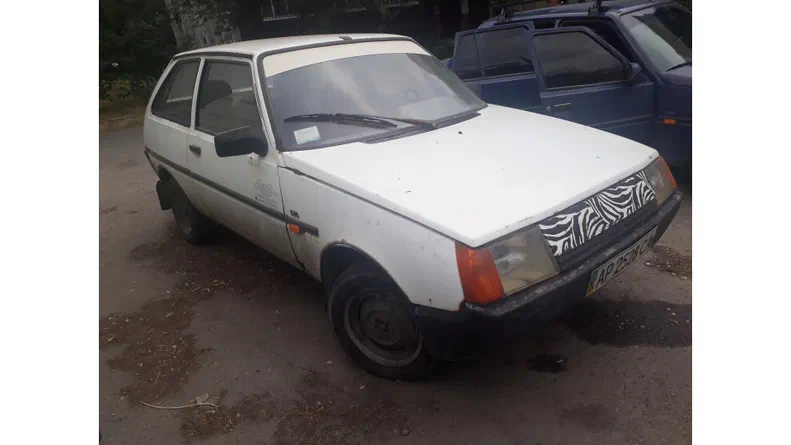 ЗАЗ 1102 «Таврия» 2000