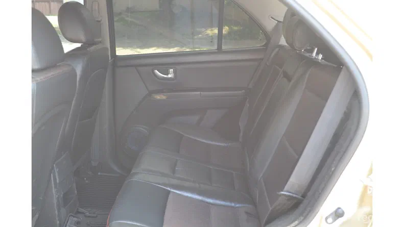 Kia Sorento 2009 - 6