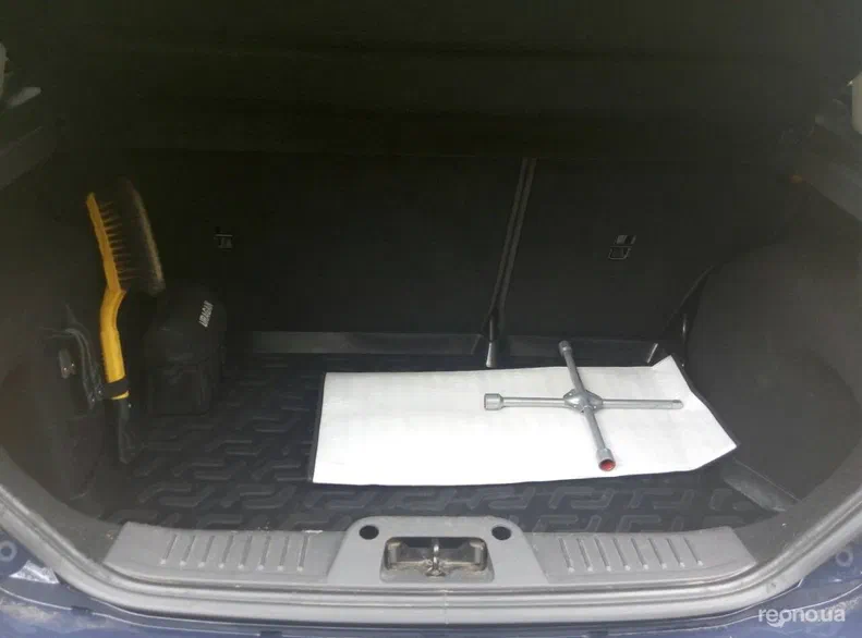 Ford Fiesta 2013 - 11