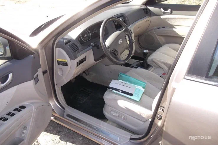 Hyundai Sonata 2006 - 5