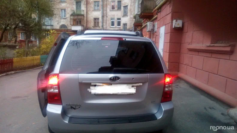 Kia Carnival 2007