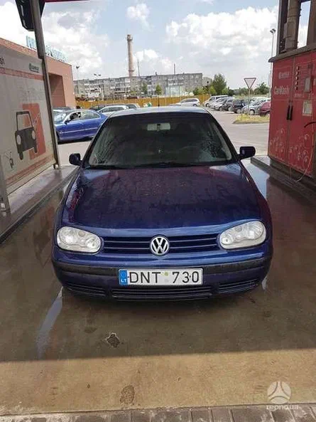 Volkswagen Golf 2000