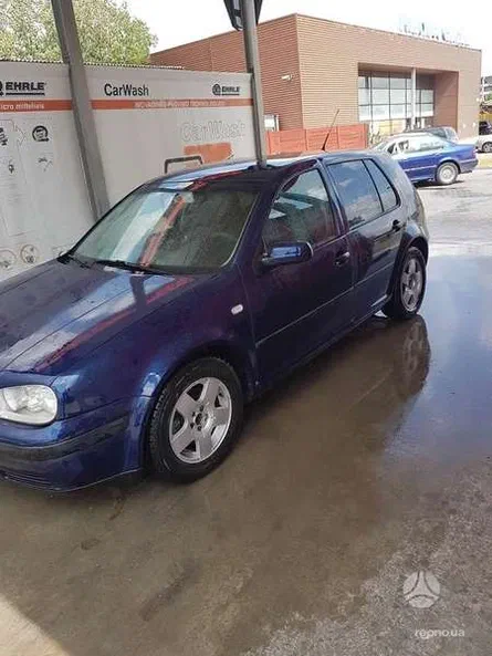 Volkswagen Golf 2000