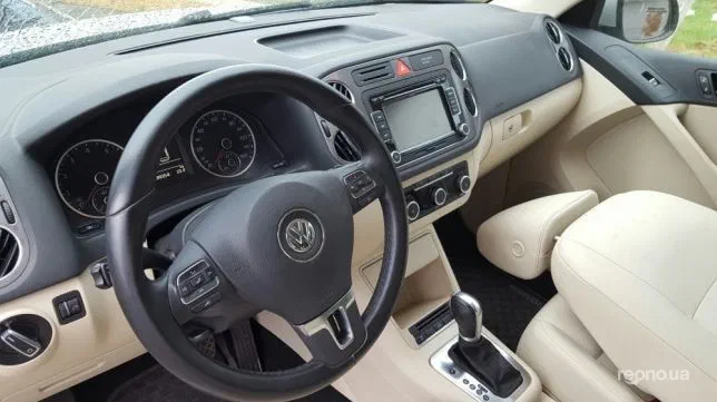 Volkswagen Tiguan 2011 - 2