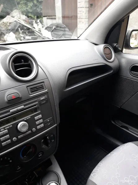 Ford Fiesta 2008 - 8