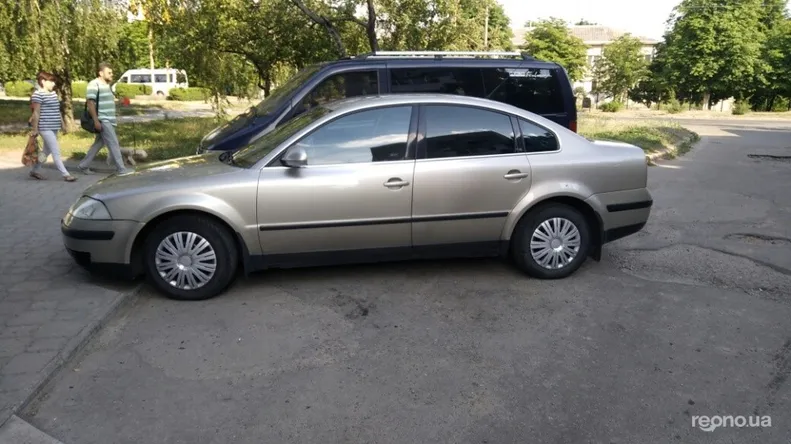 Volkswagen  Passat 2004