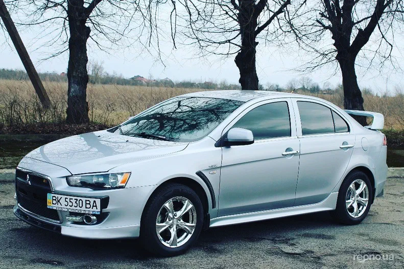 Mitsubishi Lancer 2011