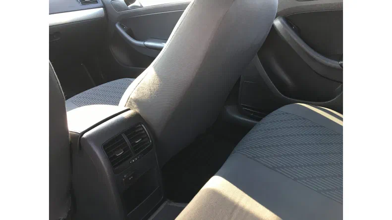 Volkswagen Jetta 2012 - 16