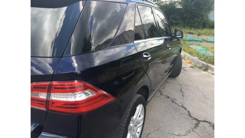 Mercedes-Benz M-Клас 2012 - 10