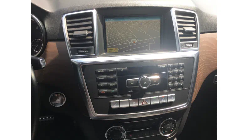 Mercedes-Benz M-Клас 2012 - 18