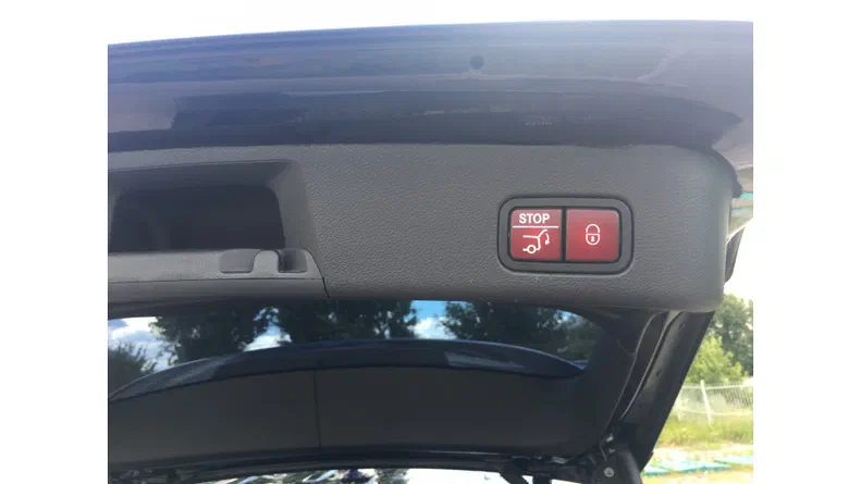 Mercedes-Benz M-Клас 2012 - 22