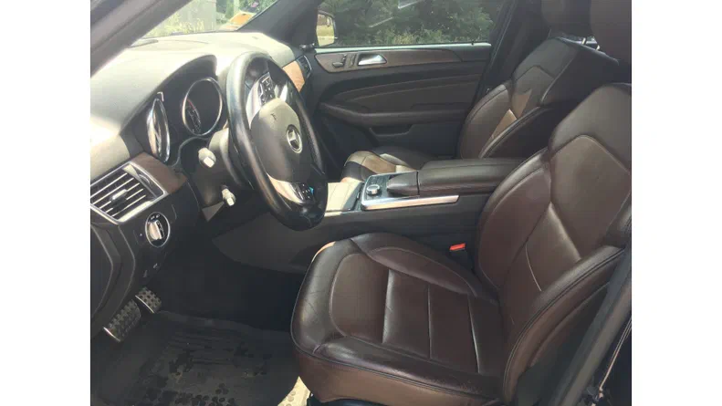 Mercedes-Benz M-Клас 2012 - 6