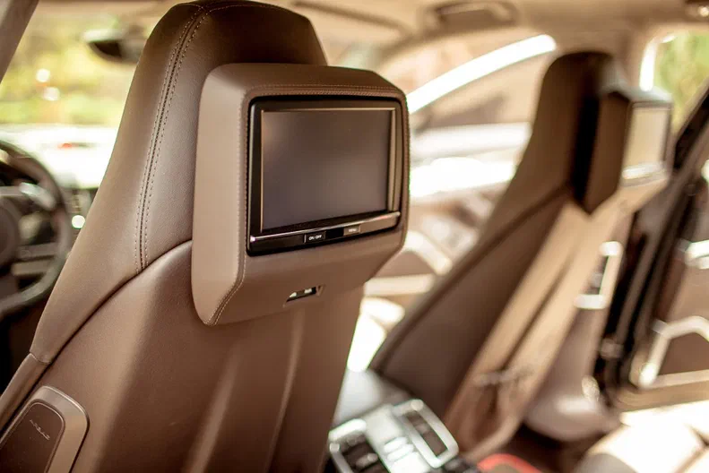 Porsche Panamera 2010 - 11