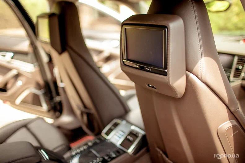 Porsche Panamera 2010 - 13