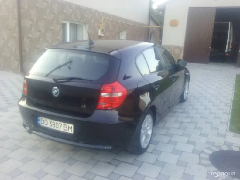 BMW 1-Series 2011