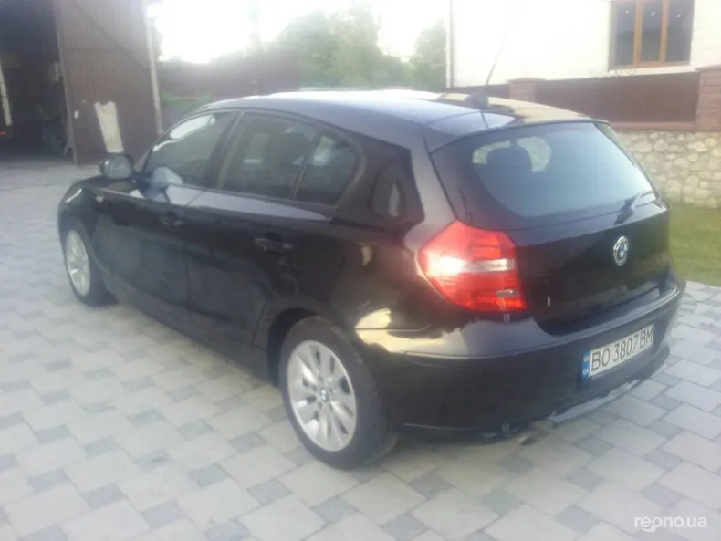 BMW 1-Series 2011