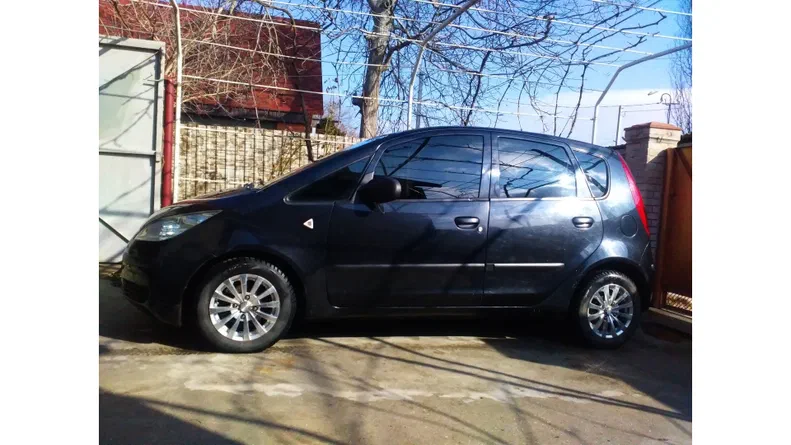 Mitsubishi Colt 2008