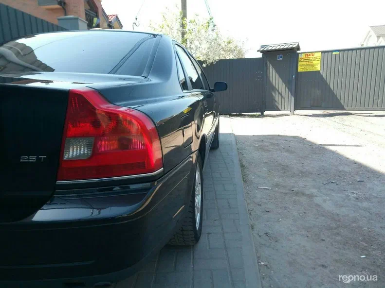 Volvo S80 2004
